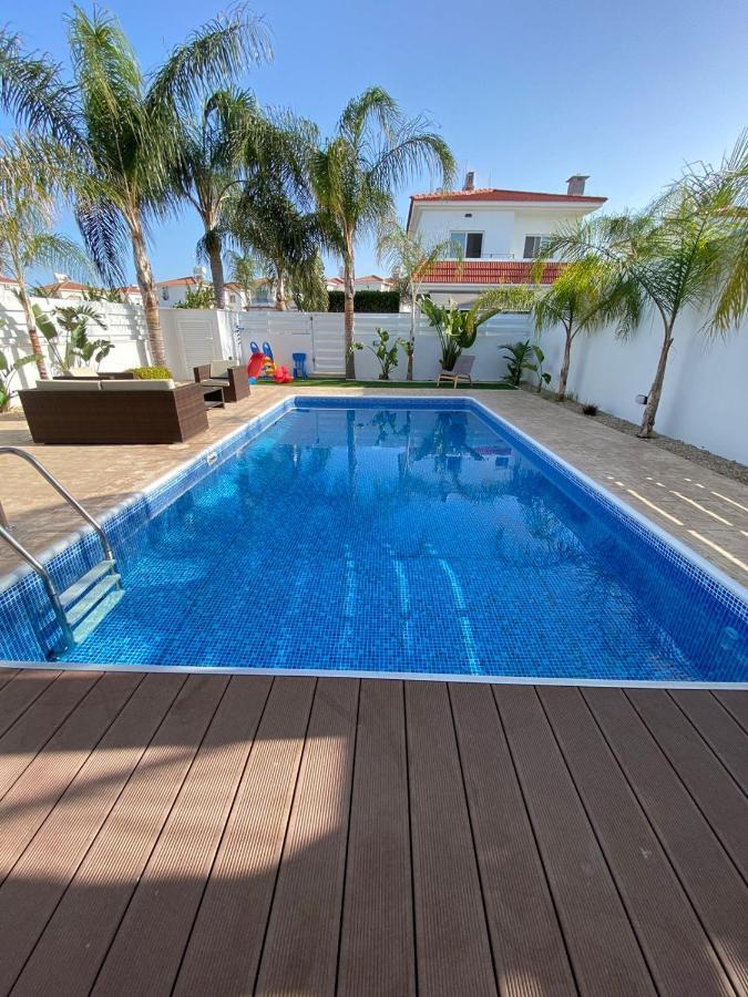 Villa Angel - Exotic Villa 200M From Beach Paralimni Ngoại thất bức ảnh
