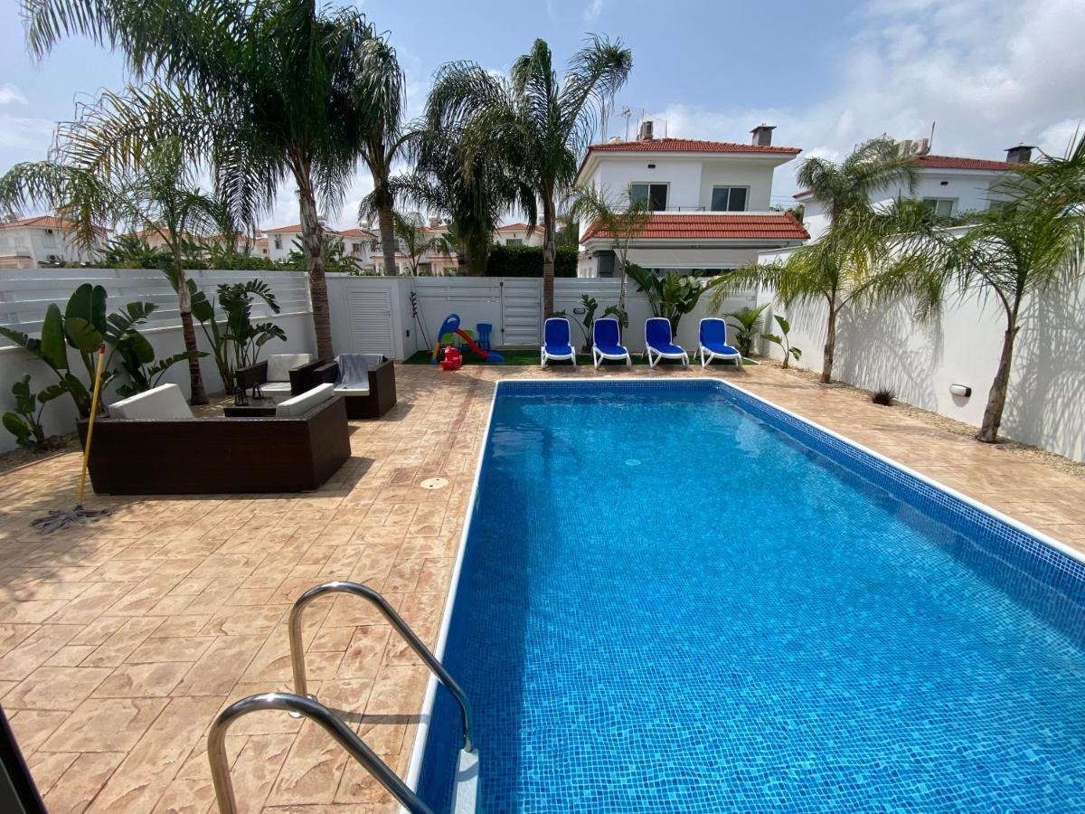 Villa Angel - Exotic Villa 200M From Beach Paralimni Ngoại thất bức ảnh
